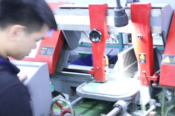 東莞全自動點(diǎn)膠機(jī)加工