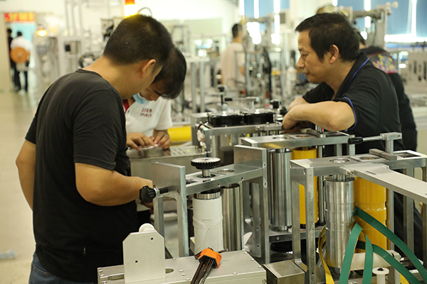 手機按鍵點膠機廠家