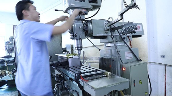 成都全自動點膠機