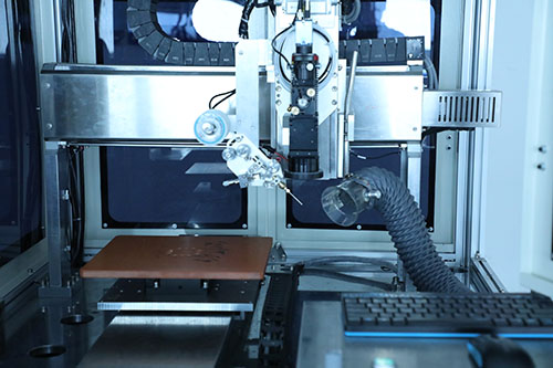 東莞視覺點(diǎn)膠機(jī)圖片