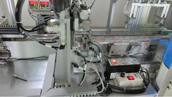 深圳市自動點膠機