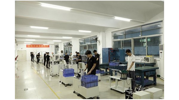 全自動點(diǎn)膠機(jī)