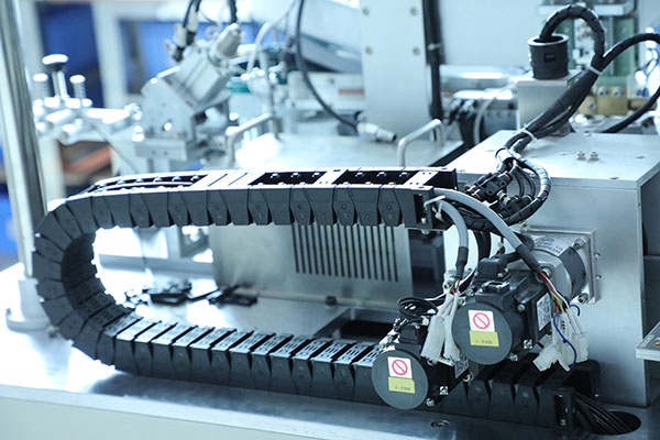 深圳全自動點膠機廠家