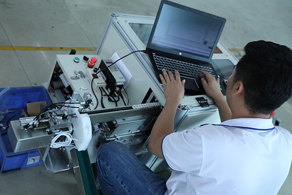 深圳點膠機全自動價格