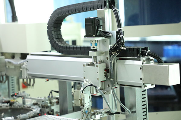 深圳點膠機生產(chǎn)廠家