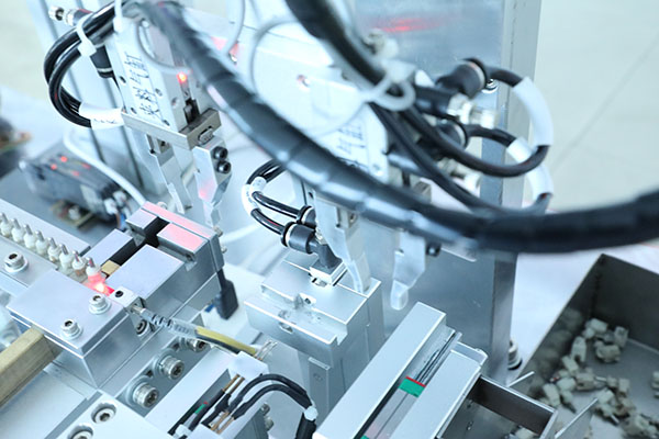 自動點膠機使用方法